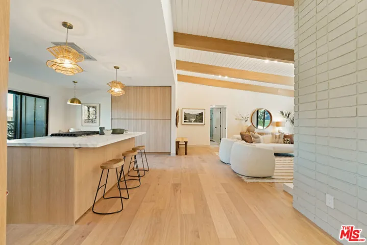 6019 Neddy Avenue, Woodland Hills, California 91367
