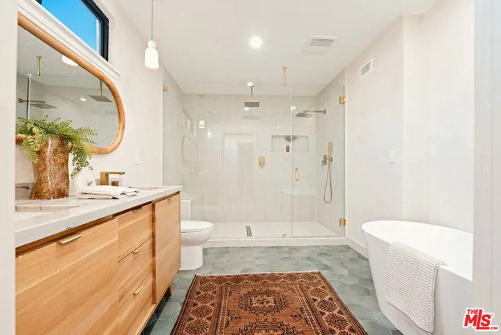 6019 Neddy Avenue, Woodland Hills, California 91367