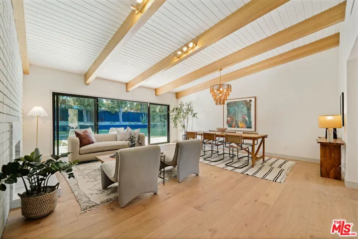 6019 Neddy Avenue, Woodland Hills, California 91367