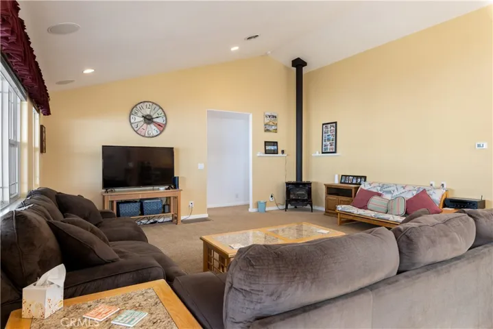 6868 Pine, Kelseyville, California 95451