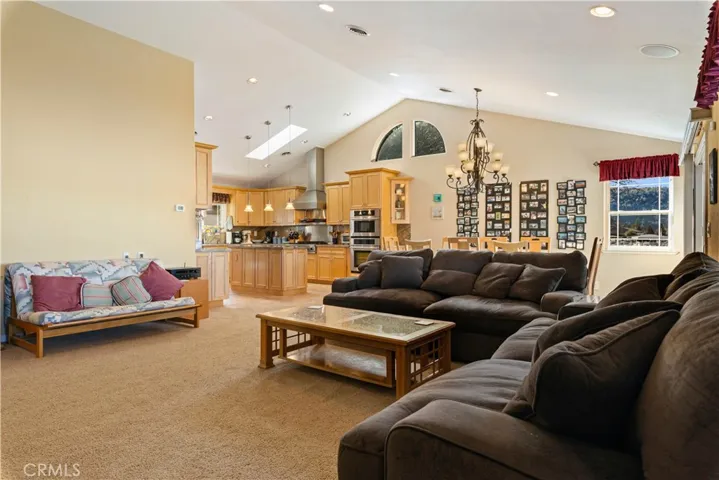 6868 Pine, Kelseyville, California 95451