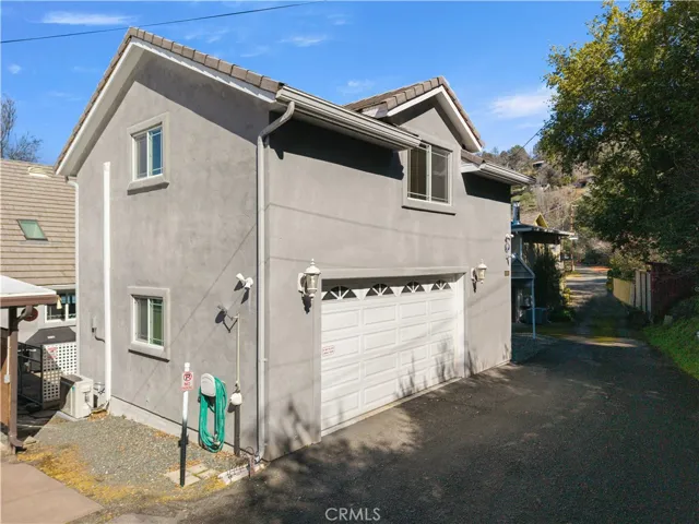 6868 Pine, Kelseyville, California 95451