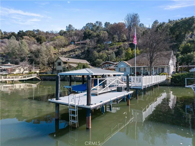 6868 Pine, Kelseyville, California 95451