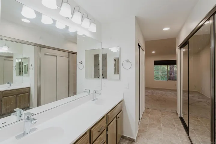 18644 Caminito Cantilena 268, San Diego, California 92128