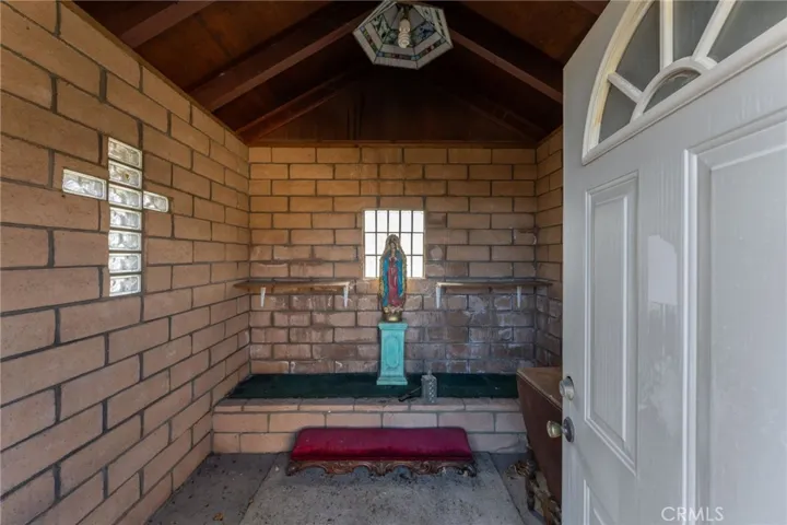 16039 Muscatel Street, Hesperia, California 92345