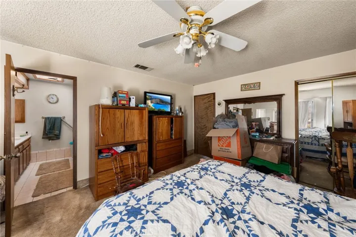 16039 Muscatel Street, Hesperia, California 92345