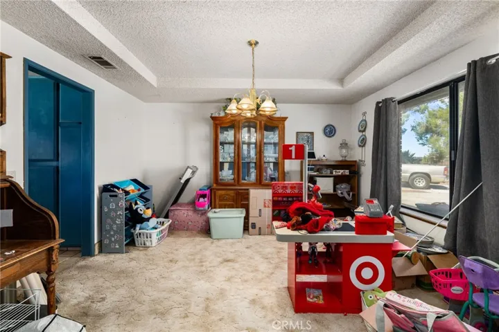16039 Muscatel Street, Hesperia, California 92345