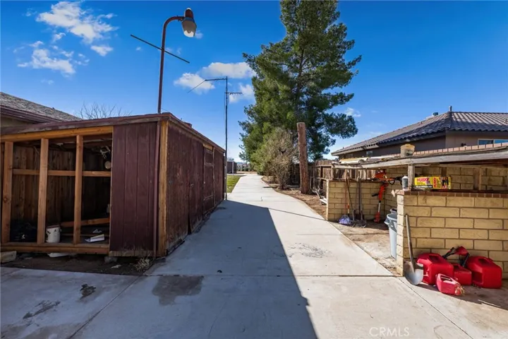 16039 Muscatel Street, Hesperia, California 92345