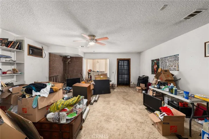 16039 Muscatel Street, Hesperia, California 92345
