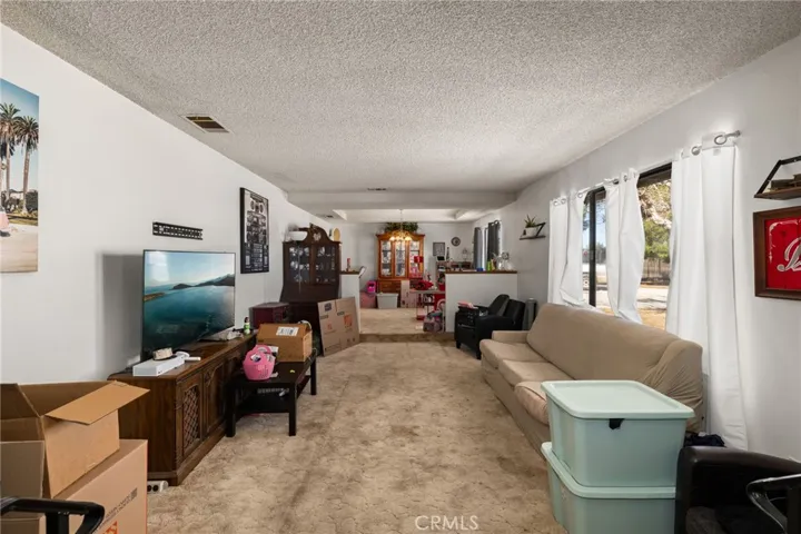 16039 Muscatel Street, Hesperia, California 92345