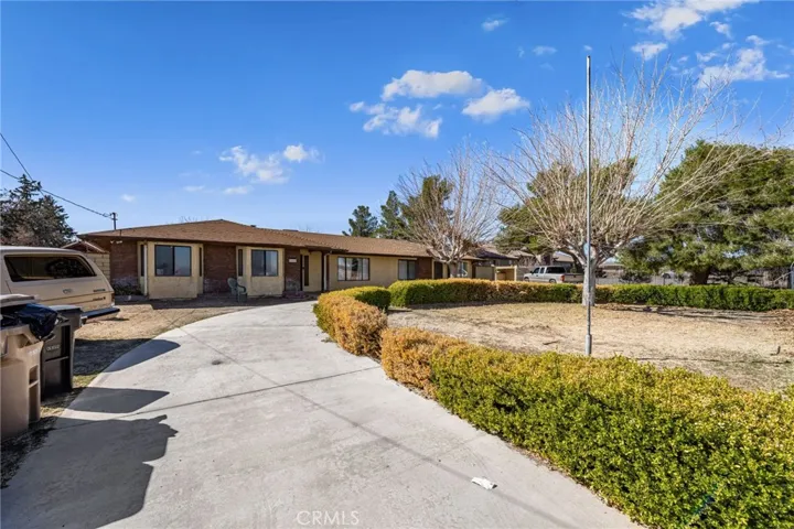 16039 Muscatel Street, Hesperia, California 92345
