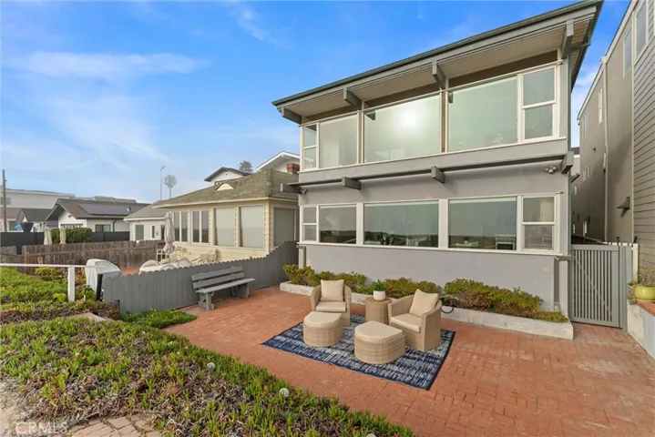 16779 S Pacific Avenue, Sunset Beach, California 90742
