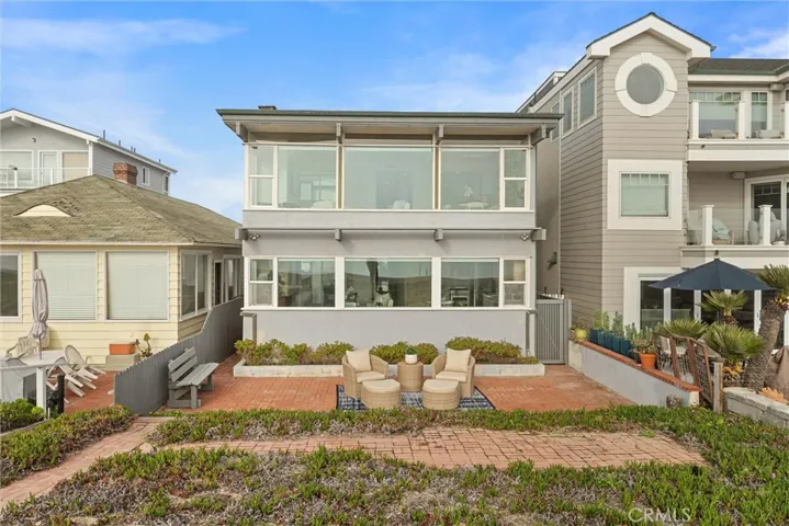 16779 S Pacific Avenue, Sunset Beach, California 90742