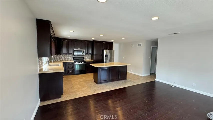11600 Panay Street, Cypress, California 90630
