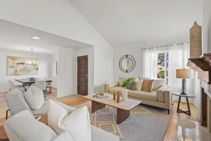 10985 De Vida Ct, San Diego, California 92124