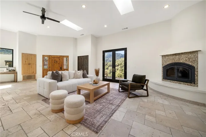 1850 Pippin Lane, San Luis Obispo, California 93405