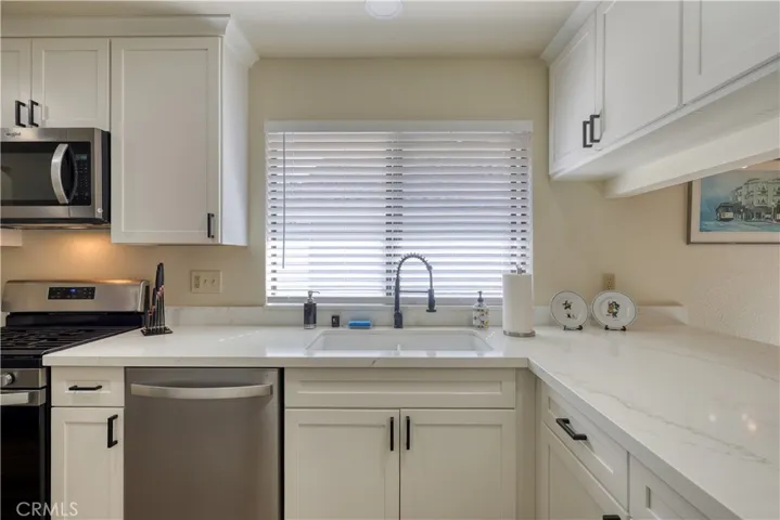 3989 Hollyhock Way, San Luis Obispo, California 93401