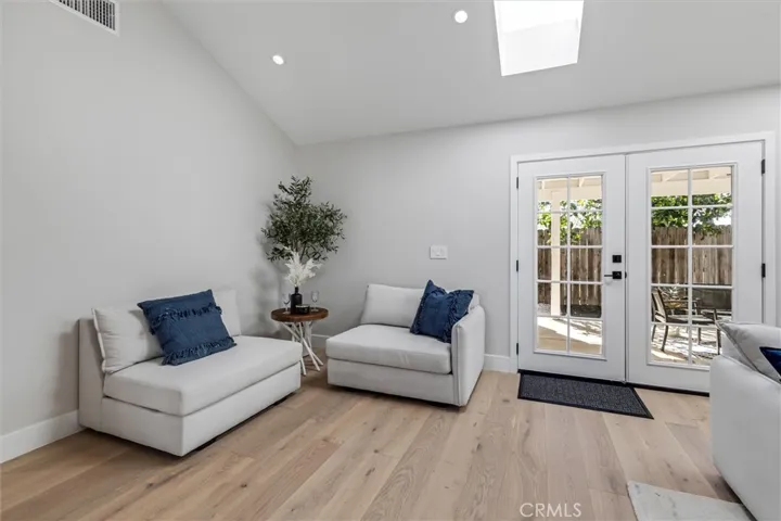 5851 Lynnbrook Plaza, Yorba Linda, California 92886