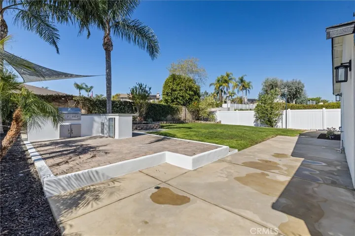 5851 Lynnbrook Plaza, Yorba Linda, California 92886