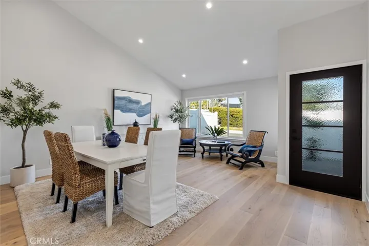 5851 Lynnbrook Plaza, Yorba Linda, California 92886