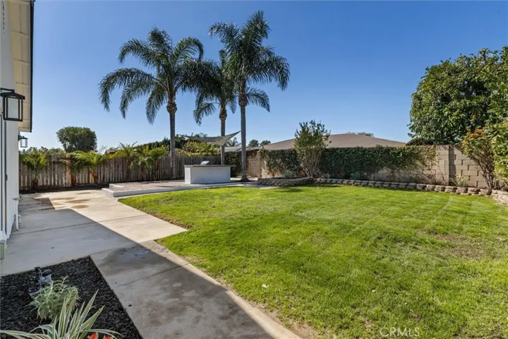 5851 Lynnbrook Plaza, Yorba Linda, California 92886