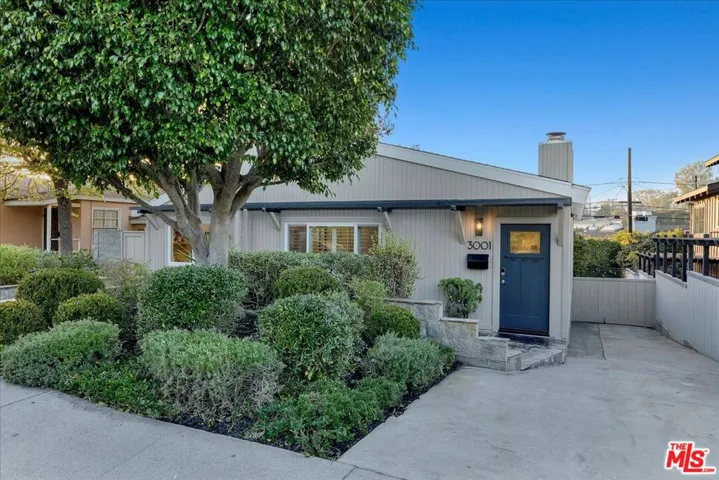 3001 N Valley Drive, Manhattan Beach, California 90266