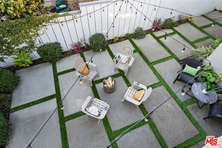 3001 N Valley Drive, Manhattan Beach, California 90266