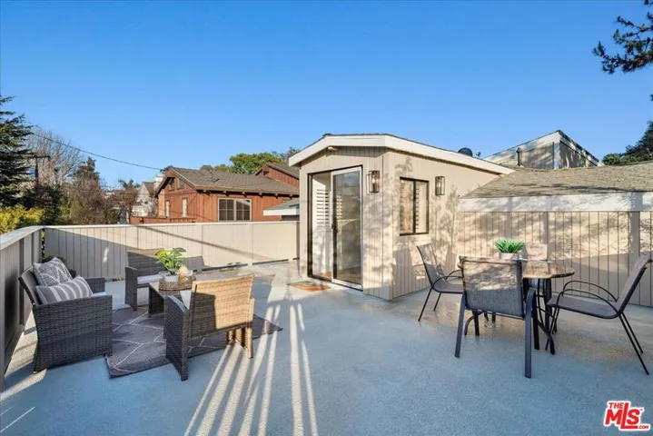 3001 N Valley Drive, Manhattan Beach, California 90266