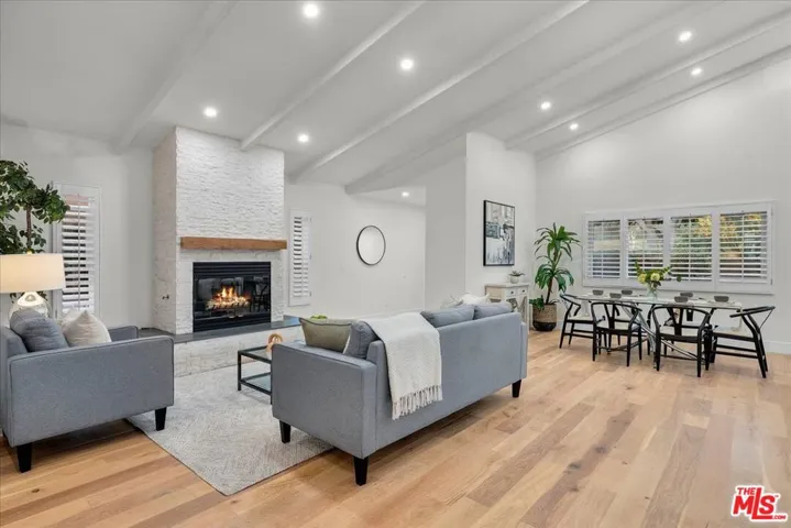 3001 N Valley Drive, Manhattan Beach, California 90266