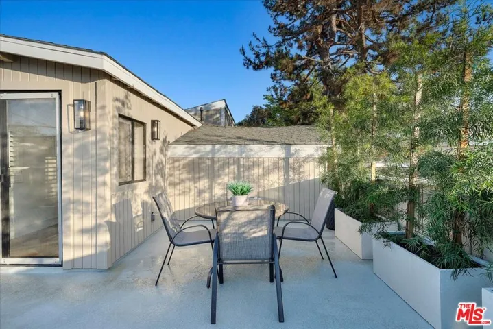 3001 N Valley Drive, Manhattan Beach, California 90266