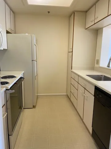 1 Baldwin Avenue 505, San Mateo, California 94401