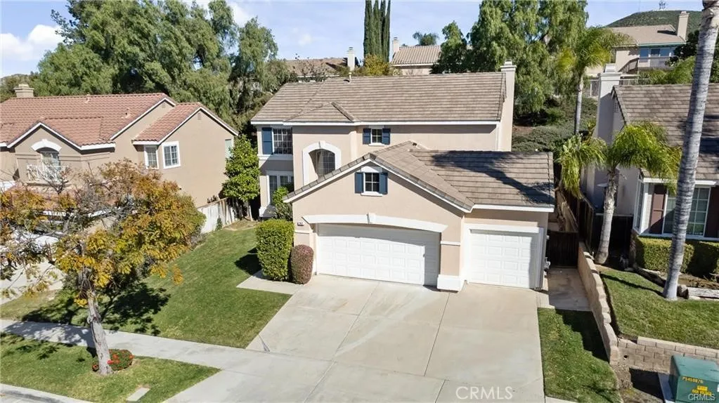 747 Ochee Circle, Corona, California 92879 home-pic-0