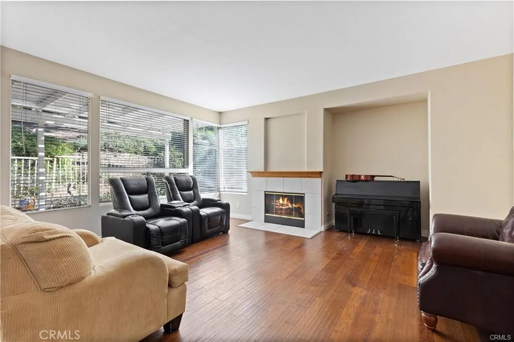 747 Ochee Circle, Corona, California 92879 home-pic-7