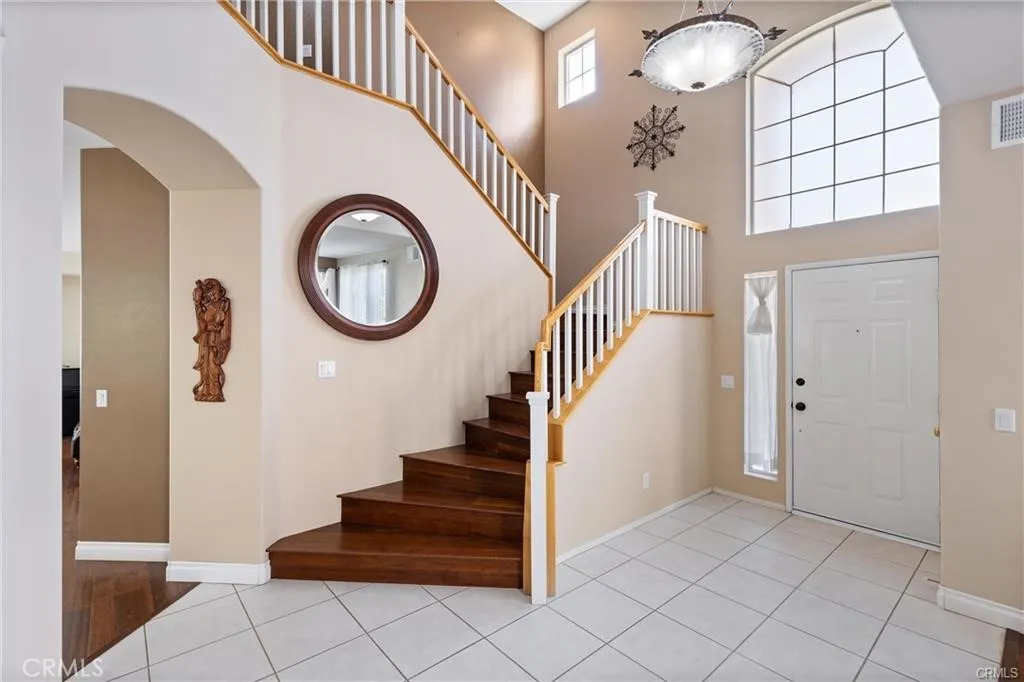 747 Ochee Circle, Corona, California 92879 home-pic-4