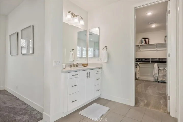 1565 Viejo Ridge Drive S, Lake Forest, California 92610