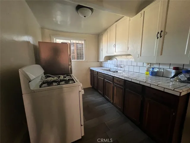 6164 1/2 Outlook Avenue, Highland Park, California 90042