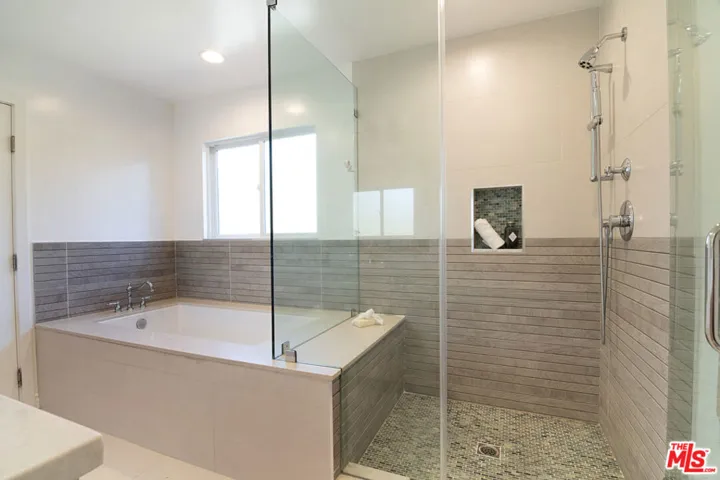 3276 Granville Avenue, Los Angeles, California 90066