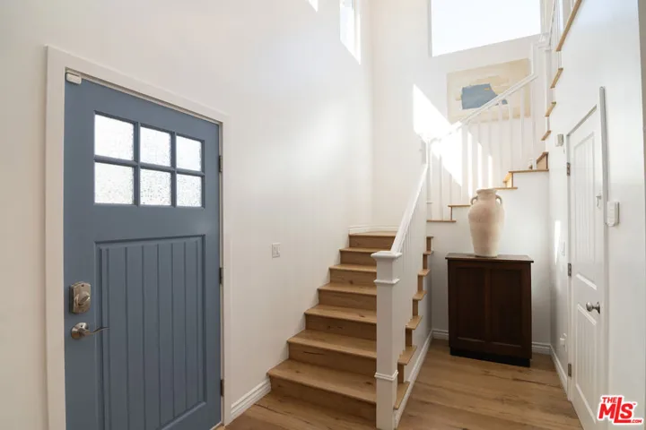 3276 Granville Avenue, Los Angeles, California 90066