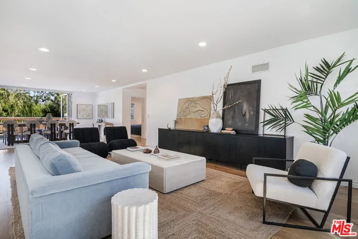 3276 Granville Avenue, Los Angeles, California 90066