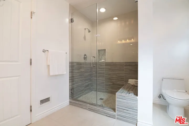 3276 Granville Avenue, Los Angeles, California 90066