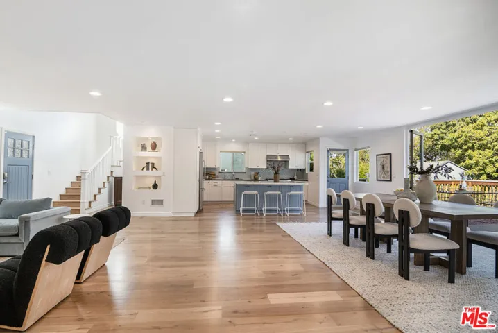 3276 Granville Avenue, Los Angeles, California 90066