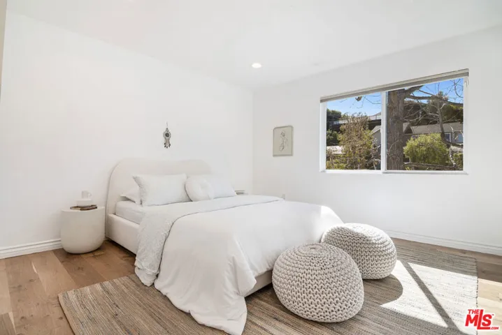 3276 Granville Avenue, Los Angeles, California 90066