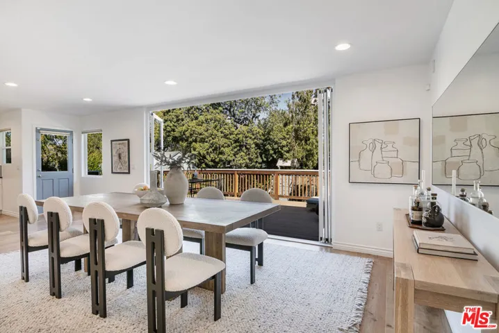 3276 Granville Avenue, Los Angeles, California 90066
