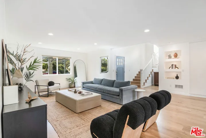 3276 Granville Avenue, Los Angeles, California 90066