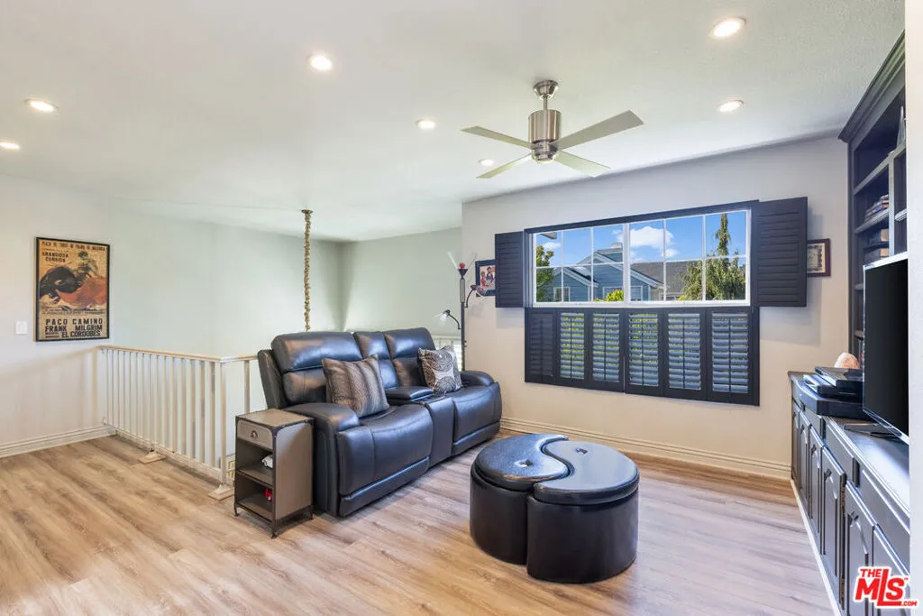 13082 Mindanao Way 54, Marina Del Rey, California 90292 home-pic-20