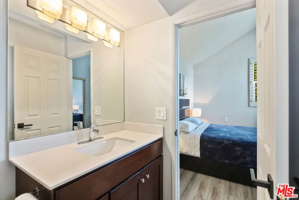 13082 Mindanao Way 54, Marina Del Rey, California 90292 home-pic-36