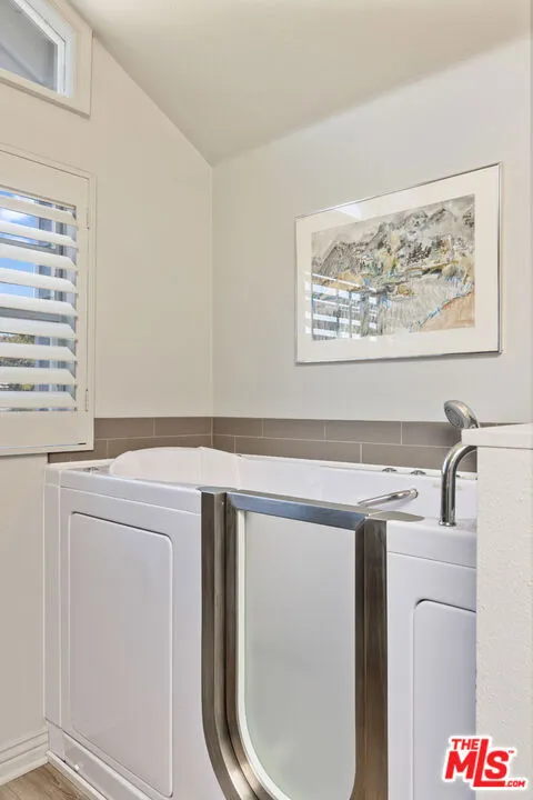 13082 Mindanao Way 54, Marina Del Rey, California 90292 home-pic-30