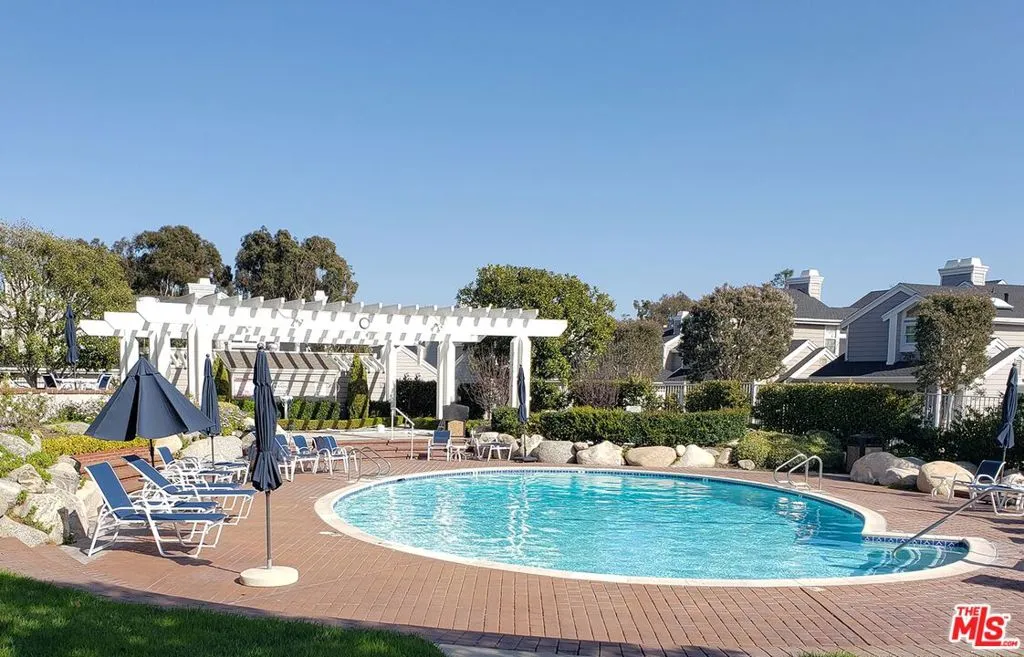 13082 Mindanao Way 54, Marina Del Rey, California 90292 home-pic-38
