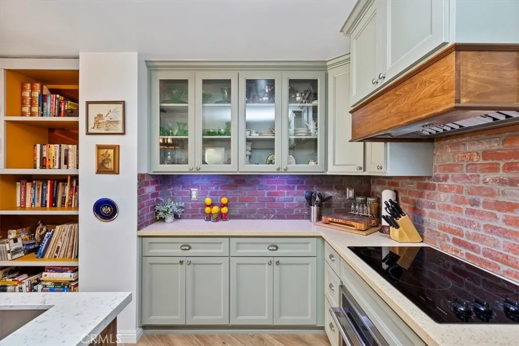 7890 E Spring Street 14a, Long Beach, California 90815 home-pic-12