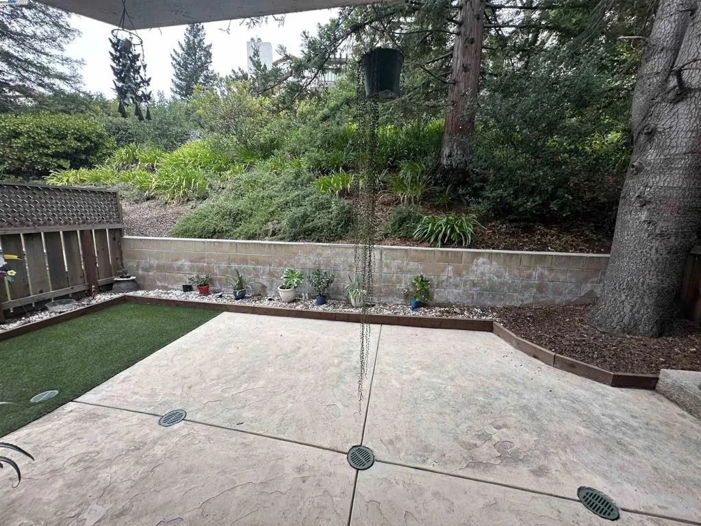 21109 Gary Dr 120, Hayward, California 94546 home-pic-8